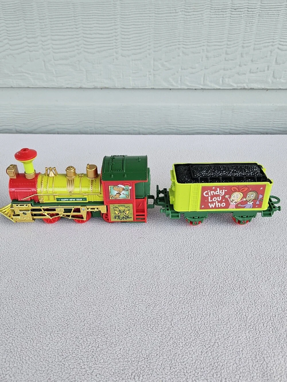 Ruz Dr. Seuss The Grinch Express Play Train Set Christmas Holiday 12pc Green Red